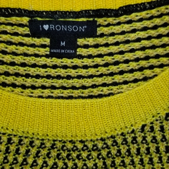 I Heart Ronson Zippered Back Sweater Size M - Picture 5 of 5